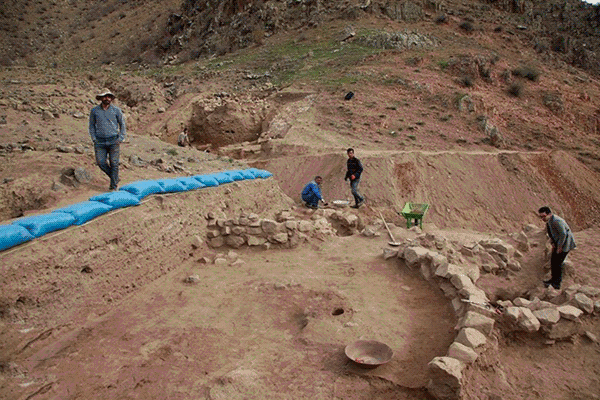 قدمت سکونت انسان در مغان به ۳۰۰ هزار سال می‌رسد