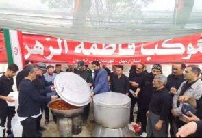 موکب فاطمه الزهرا پارس آباد همچنان پای کار مردم