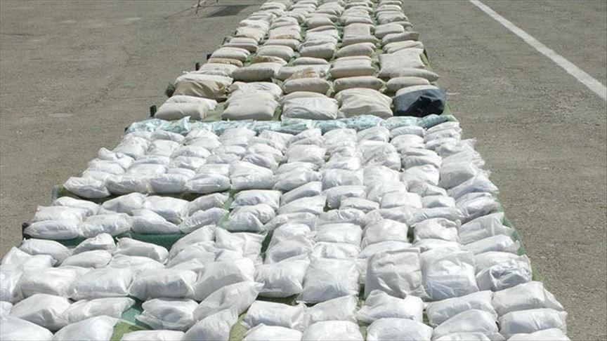 کشف بیش از ۸۰۰ کیلو انواع مواد مخدر در استان اردبیل