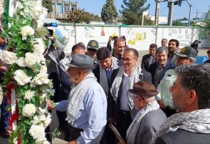آغاز سال تحصیلی با نواخته شدن زنگ مهر و مقاومت در پارس آباد