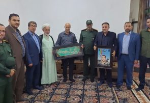 دیدار مسئولان با پدر شهید «ابوالفضل پاشاپور» در پارس آباد