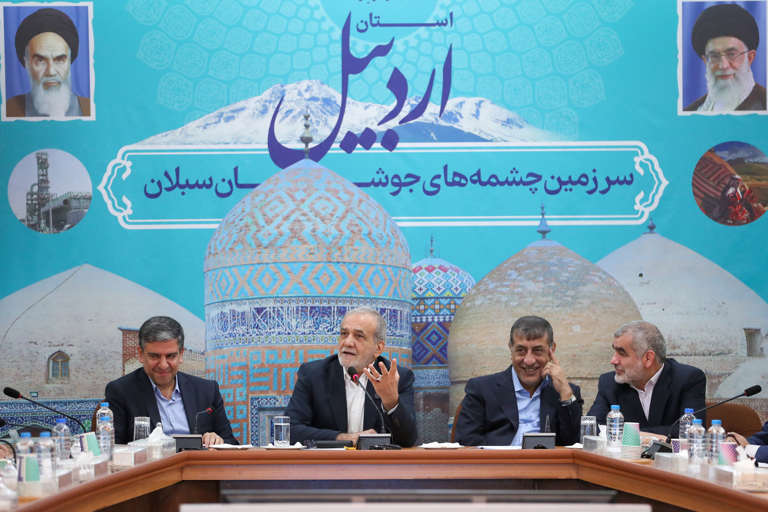 حضور رئیس جمهور در نشست نهضت توسعه عدالت آموزشی اردبیل