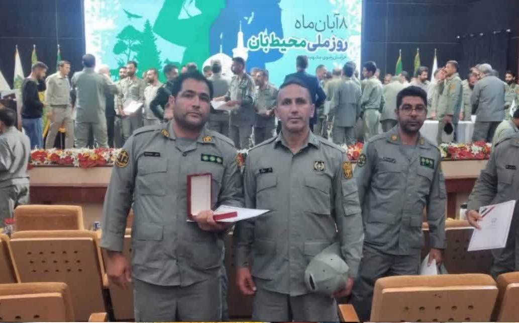 کسب نشان محیط بان نمونه ملی کشوری توسط محیطبان پارس آبادی