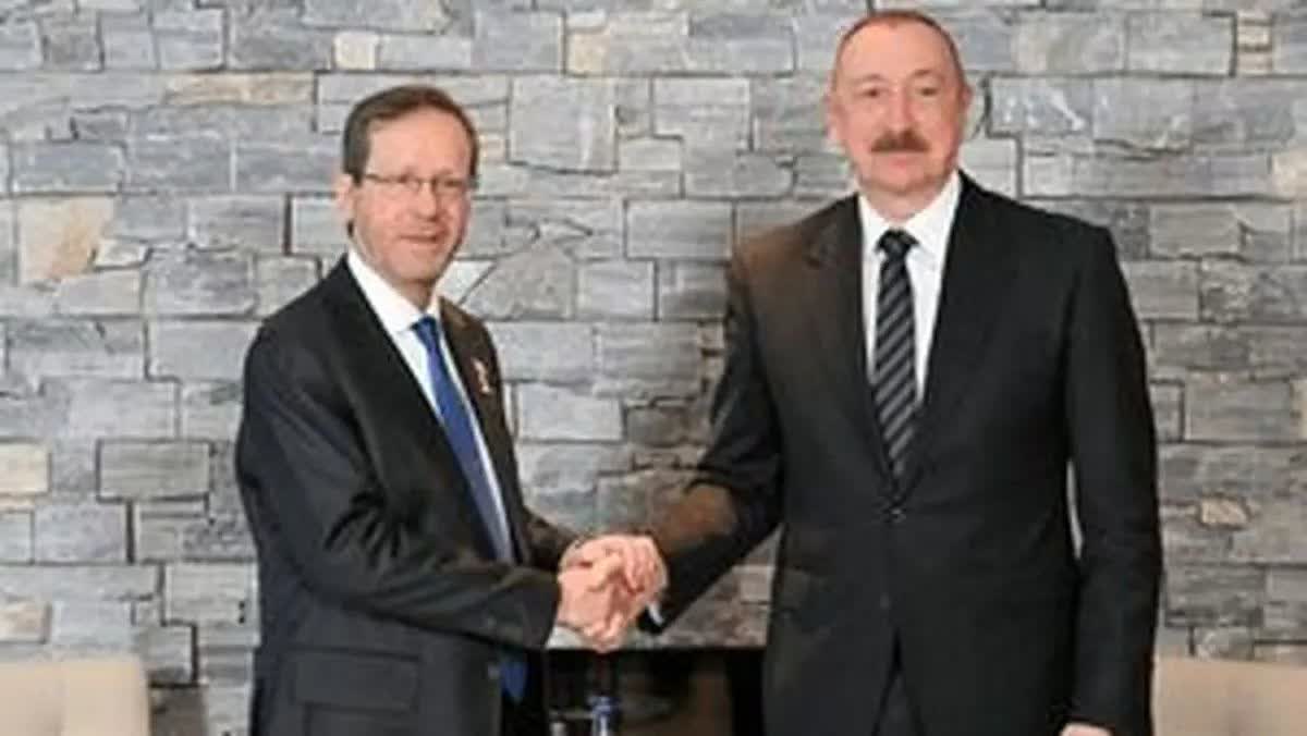 دیدار مشکوک الهام علی اف با این کودک کش