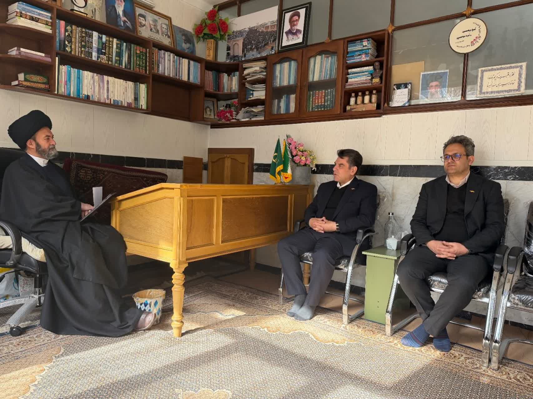 تأکید آیتالله عاملی: مدیریت «کشت و صنعت پارس» باید از اسارت سیاست و قدرت رها شود