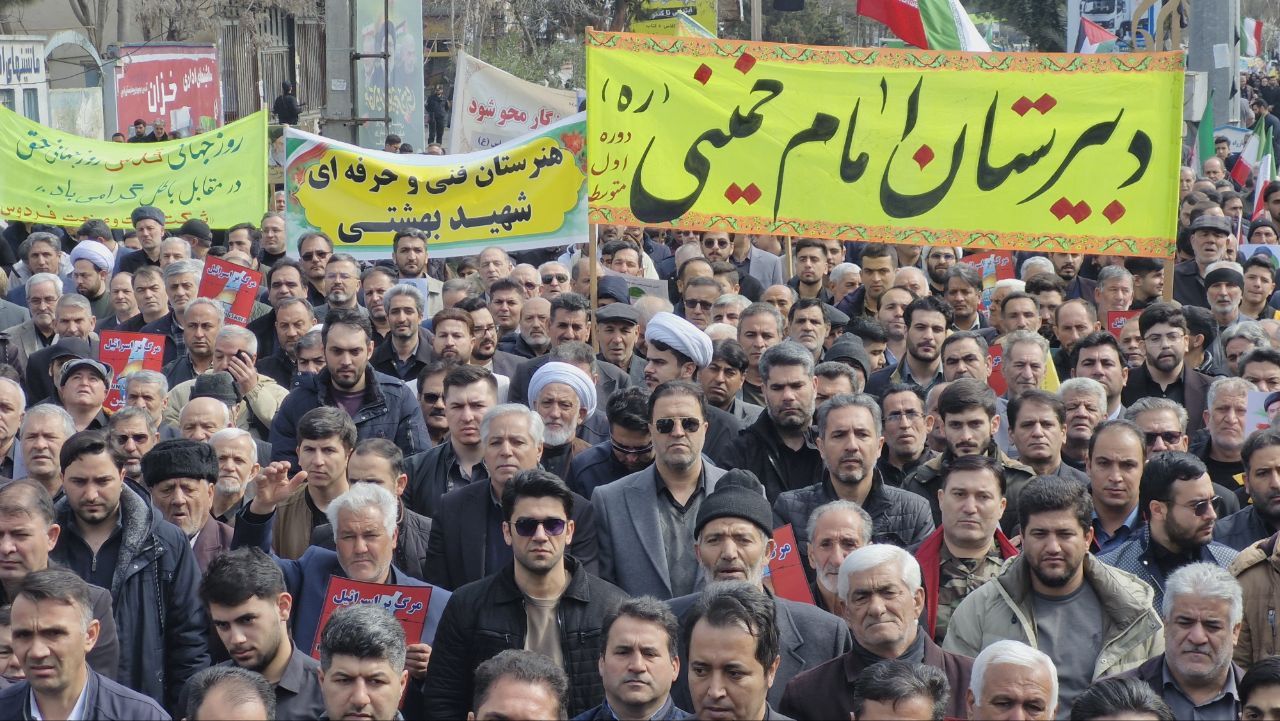 🎦سیل انبوه جمعیت مردم مؤمن و روزه‌دار پارس آبادمغان در راهپیمایی روز جهانی قدس